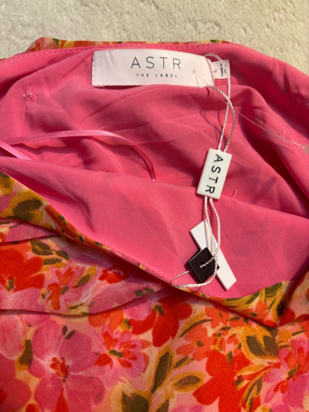 NEW ASTR Dress Large Santorini 1-Shoulder Floral Midi Chiffon Pink Orange Flowy - Picture 12 of 16